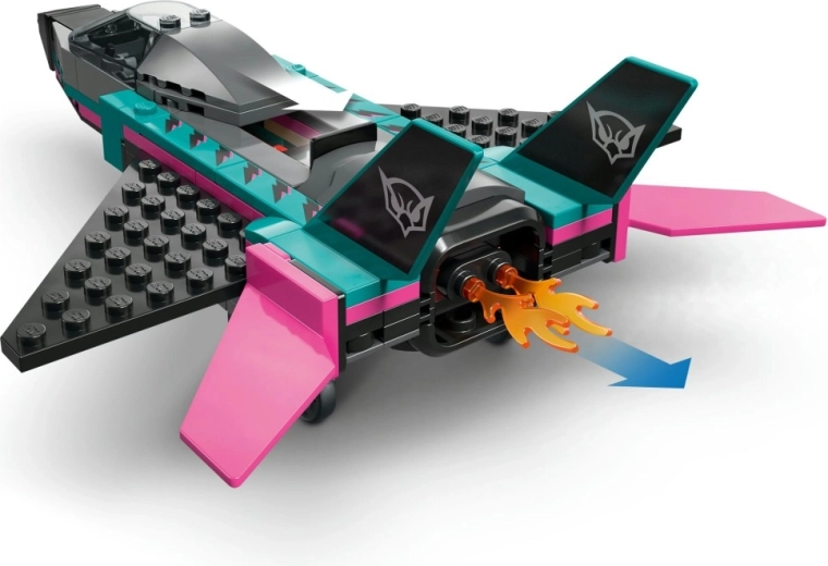 Aerodynamiczny odrzutowiec do lotów z dużą prędkością