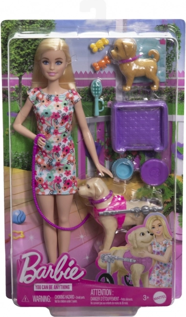 Barbie z pieskiem na wózku