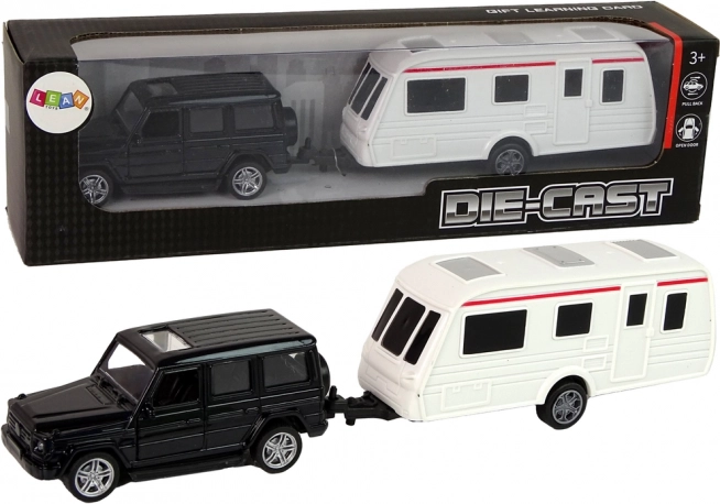 Model SUV z przyczepą kempingową