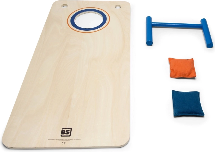 Gra Cornhole z rzucaniem
