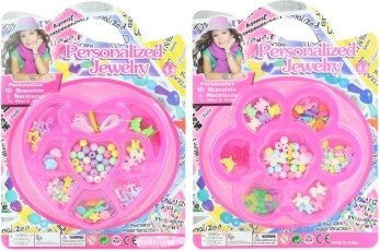 Koraliki o różnych kształtach i rozmiarach