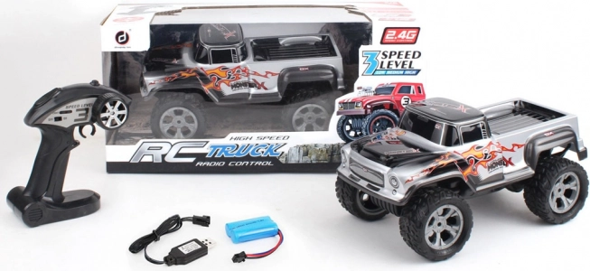 R/C monster auto z trzystopniową przekładnią