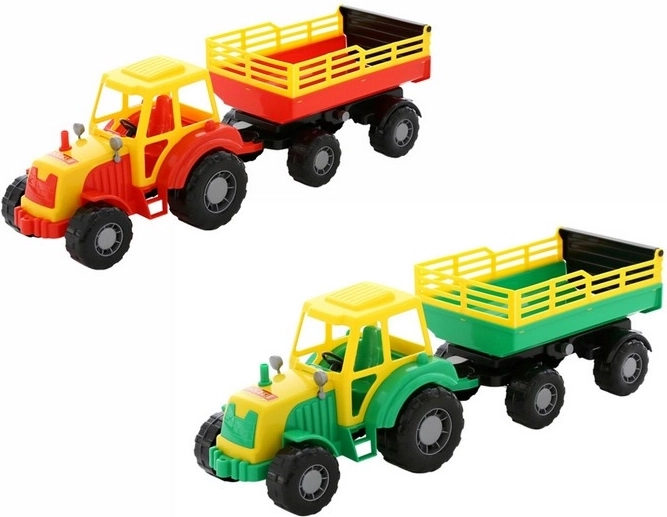 Traktor Ałtaj z przyczepą