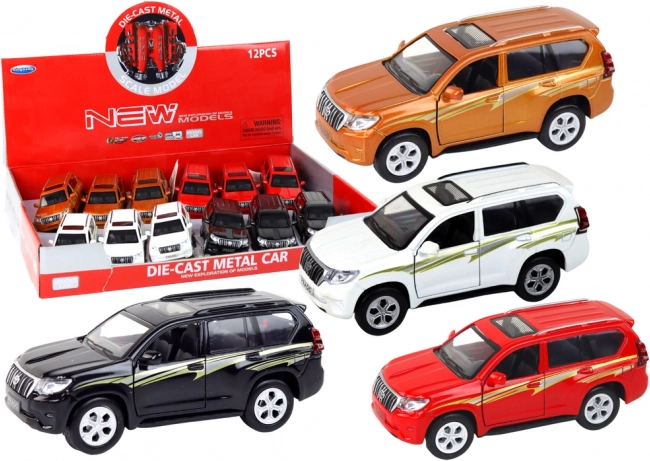 Metalowy samochodzik 12 cm z efektami świetlnymi i dźwiękowymi – różne kolory