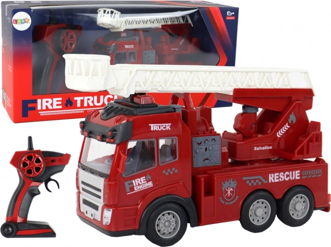 Ratunkowy wóz strażacki z zdalnym sterowaniem