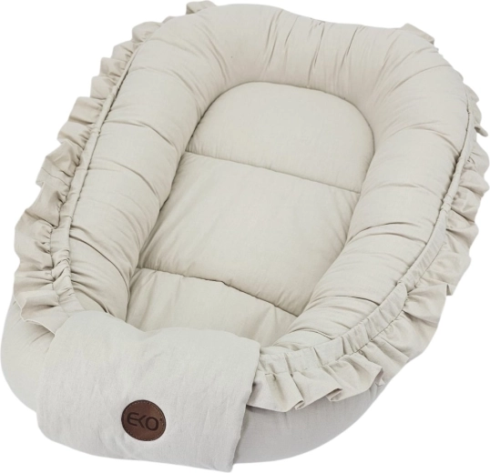 EKO bawełniane gniazdko dla niemowląt z falbanką light beige 50 × 85 cm