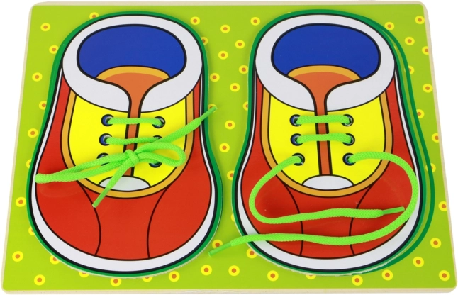 Drewniana edukacyjna zabawka Uczymy się wiązać sznurówki