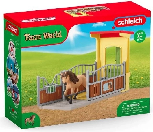 Stajnia z kucem islandzkim