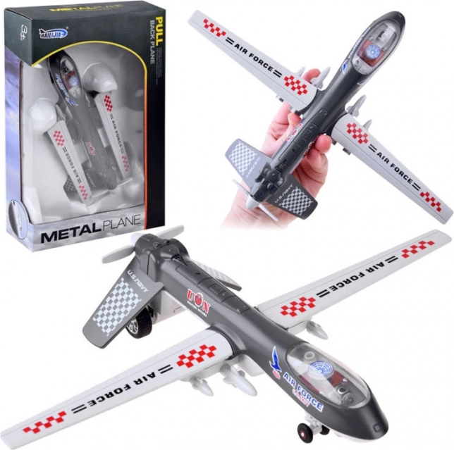 Metalowy wojskowy dron z dźwiękiem