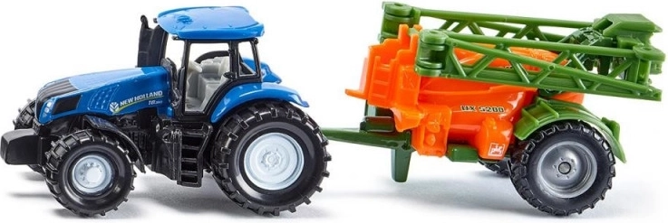 Traktor z opryskiwaczem