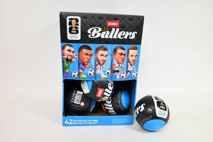 ZURU FIFA Ballers kolekcjonerska figurka piłkarza w opakowaniu w kształcie piłki