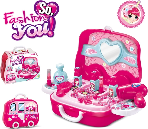 Kosmetyczna walizka - auto