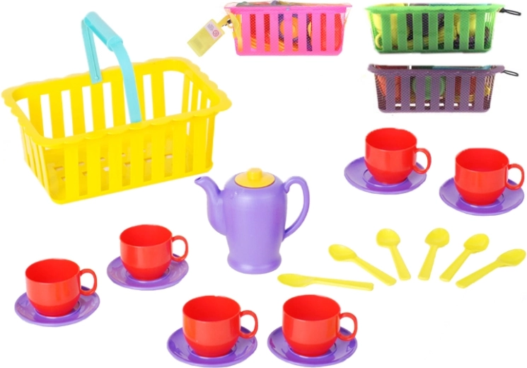 Plastowy zestaw do herbaty w koszyku dla dzieci