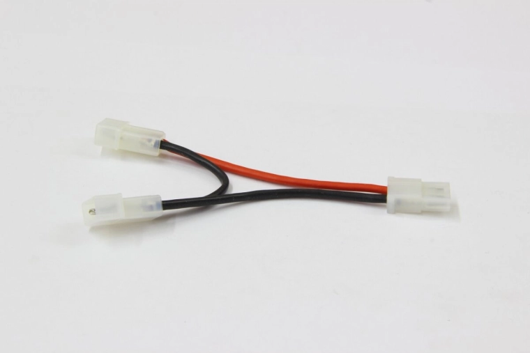 Adapter Y do akumulatora AMP z przewodami 1,5 mm