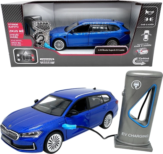 Metalowy model Škoda Superb IV Combi z ładowarką, niebieski 1:35