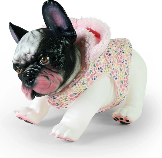Buldog francuski w ubranku – winylowa figurka pieska 26 cm