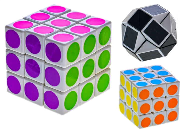 Brain Games zestaw trzech antystresowych łamigłówek (mix kolorów)