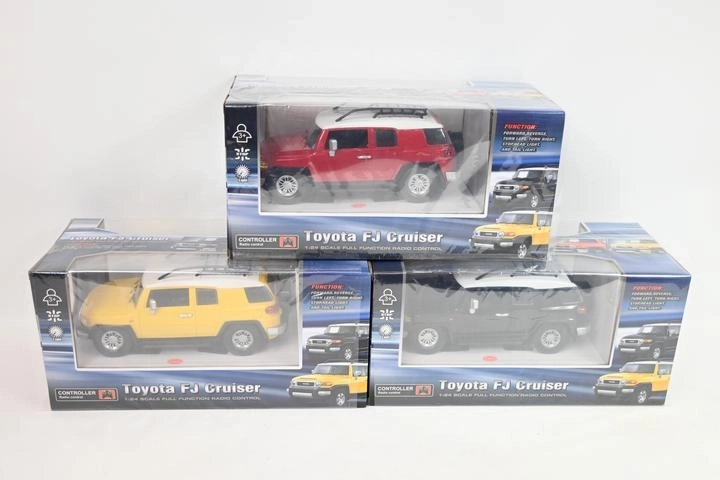 Zdalnie sterowane auto Toyota FJ Cruiser 1:24