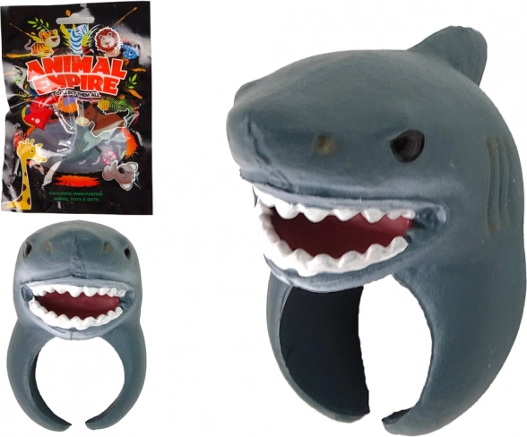 Edukacyjny pierścieniowy gadżet na palec z głową rekina