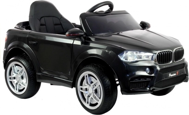 Czarny dziecięcy samochodzik na baterie