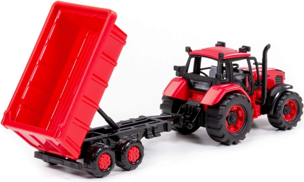 Traktor Belarus z przyczepą