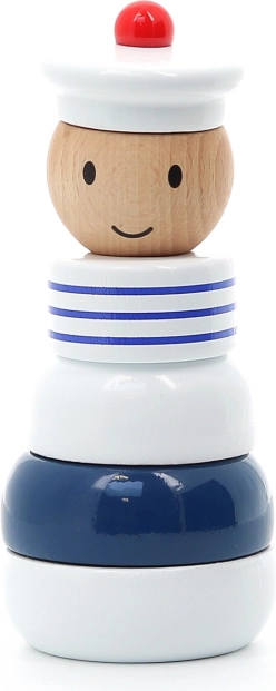 Drewniana wieża w formie marynarza