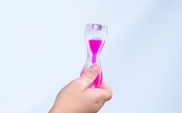 Fidget Blox Vision antystresowa kostka z kolorową lawą – fioletowa