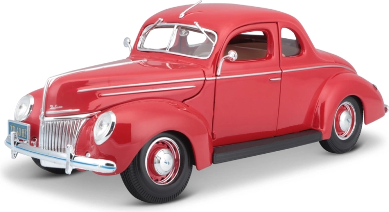 Maisto Ford Deluxe coupe 1939 czerwony 1:18
