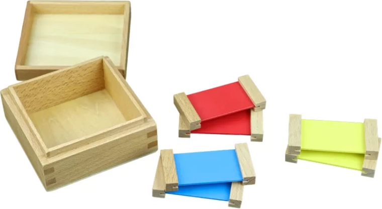 Kolorowe tabliczki 1 – zestaw podstawowy Moyo Montessori