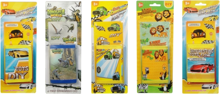 Dziecięcy portfelik z ozdobnymi naklejkami