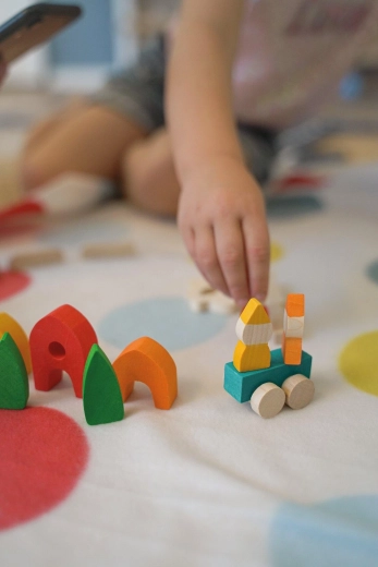 My little village – drewniane klocki konstrukcyjne goki Evolution