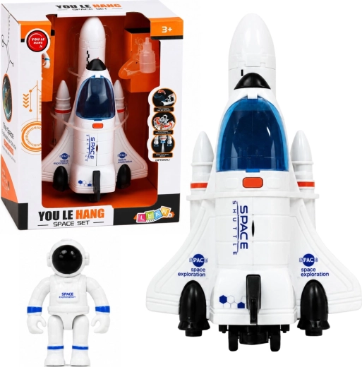 Kosmiczny wahadłowiec z astronautą ze światłami, dźwiękami i wodną mgiełką