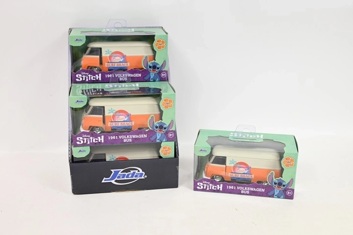 JADA Toys Stitch VW Bus 1961 1:32 metalowy kolekcjonerski model