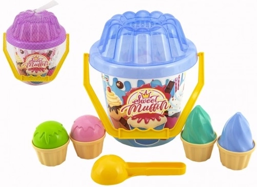 Plastowy zestaw do piasku Sweet Muffin z wiaderkiem, łopatką i foremkami w kształcie lodów