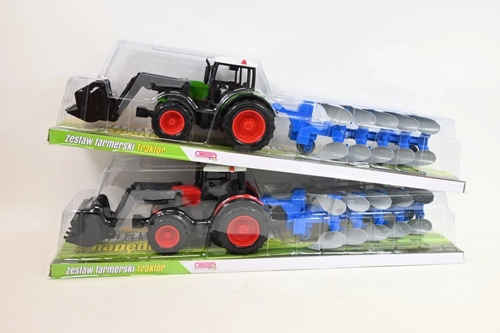 Traktor z maszyną rolniczą