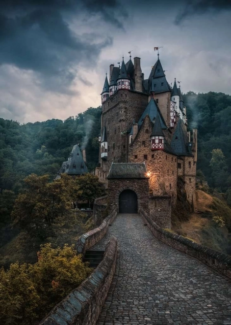 Puzzle 1000 kawałków Zamek Eltz