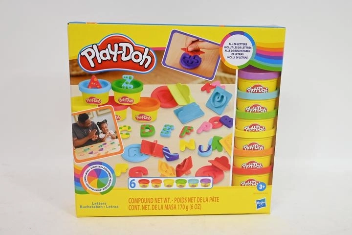 Play-Doh ciastolina – alfabet, 6 kubeczków i 26 stempli