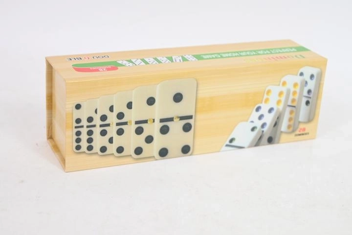 Domino – klasyczna gra towarzyska (28 kamieni)