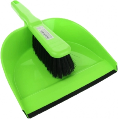 Drewniane wielkanocne jajko z kropkami