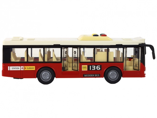 Czerwony miejski autobus na baterie ze światłami i dźwiękami 1:16