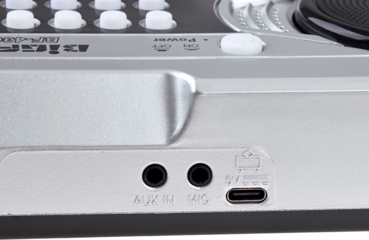 Śpiewaj i graj z AUX IN i mikrofonem