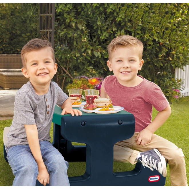 Dziecięcy stolik piknikowy niebiesko-zielony do ogrodu Little Tikes
