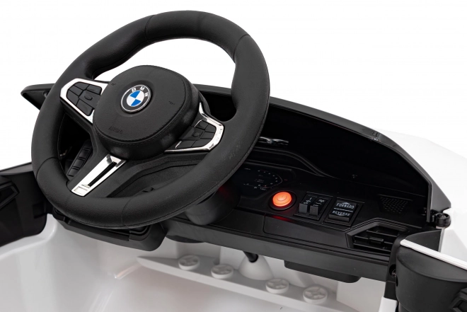 BMW M4 Pojazd Biały – Biały