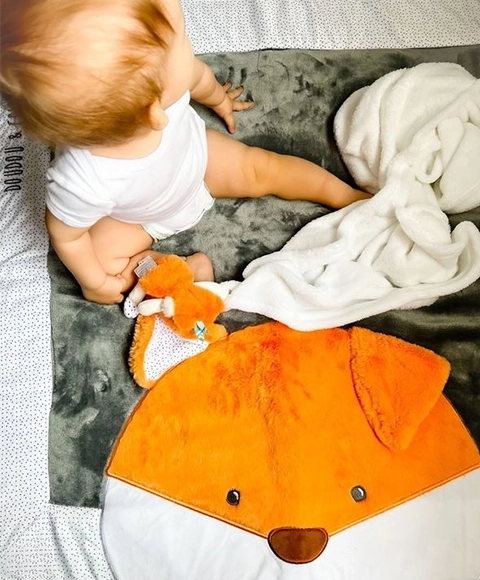 Doudou koc dziecięcy z lisem z polaru 70x100 cm