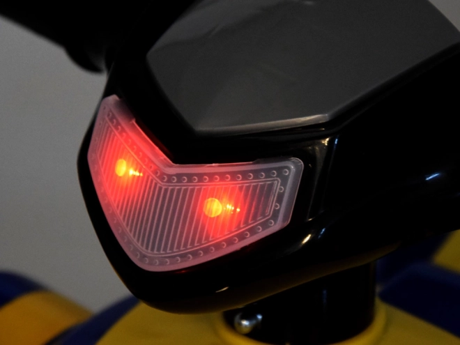 Jeździk Quad Goodyear z muzyką i światłami