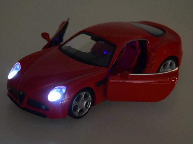 Metalowy model auta Alfa Romeo 8C Competizione skala 1:32