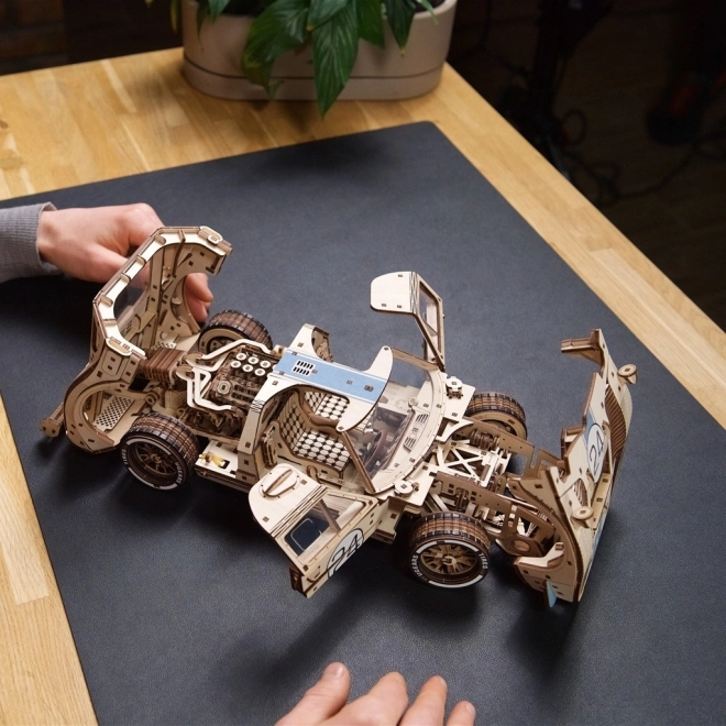 Ugears 3D drewniane mechaniczne puzzle Endurance Racer