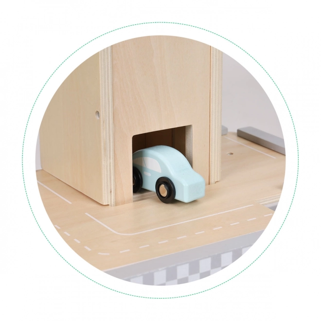 ECOTOYS Duży drewniany garaż z windą i autkami