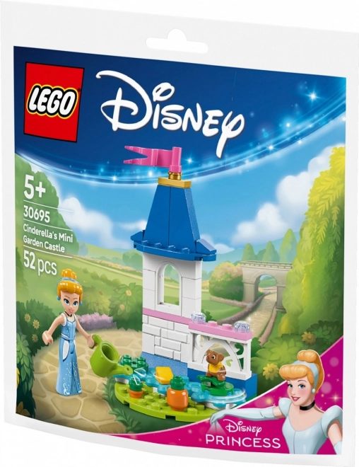 Miniaturowy zamek Kopciuszka od Disney z ogrodem