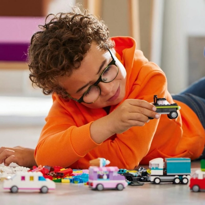 LEGO® Classic 11036 Kreatywne pojazdy